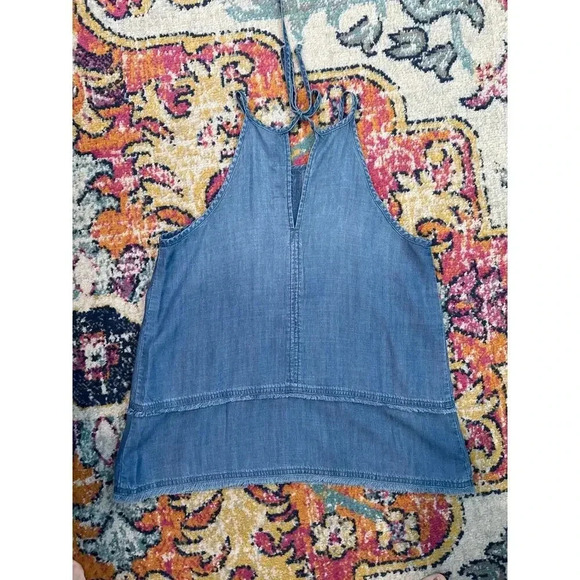 Cloth & Stone Blue Raw Hem Tencel Sleeveless Chambray Top Size XS - Picture 4 of 6